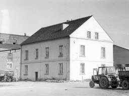 Budynek mieszkalny zarządu cukrowni 1990 rok