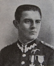 kapitan Gustaw Smerczak