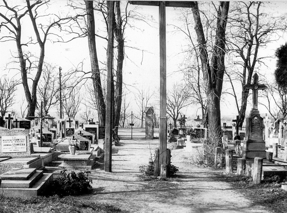 cmentarz 1990 3