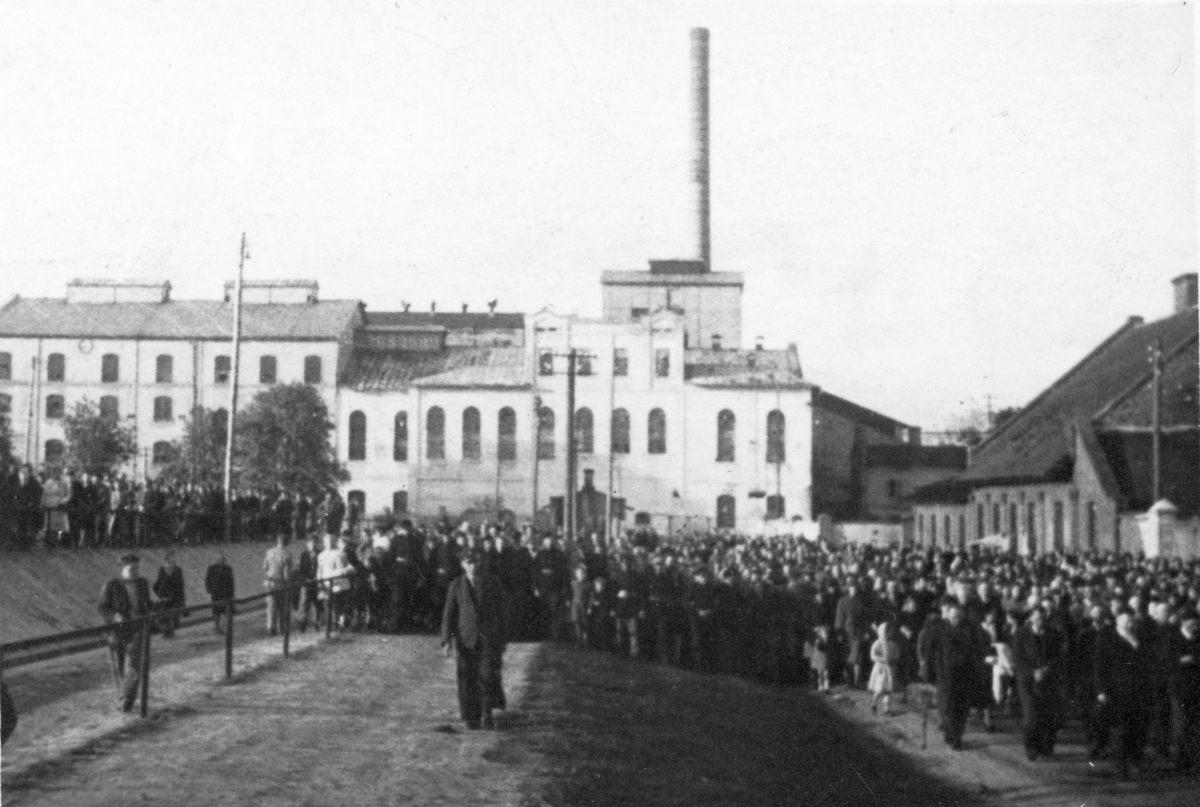 ekshumacja cial pomordowanych 1946 2