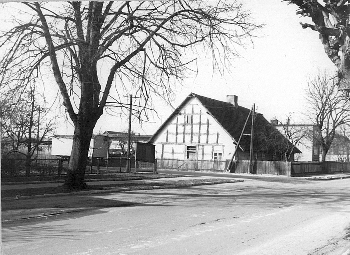 budynek mur pruski 1990