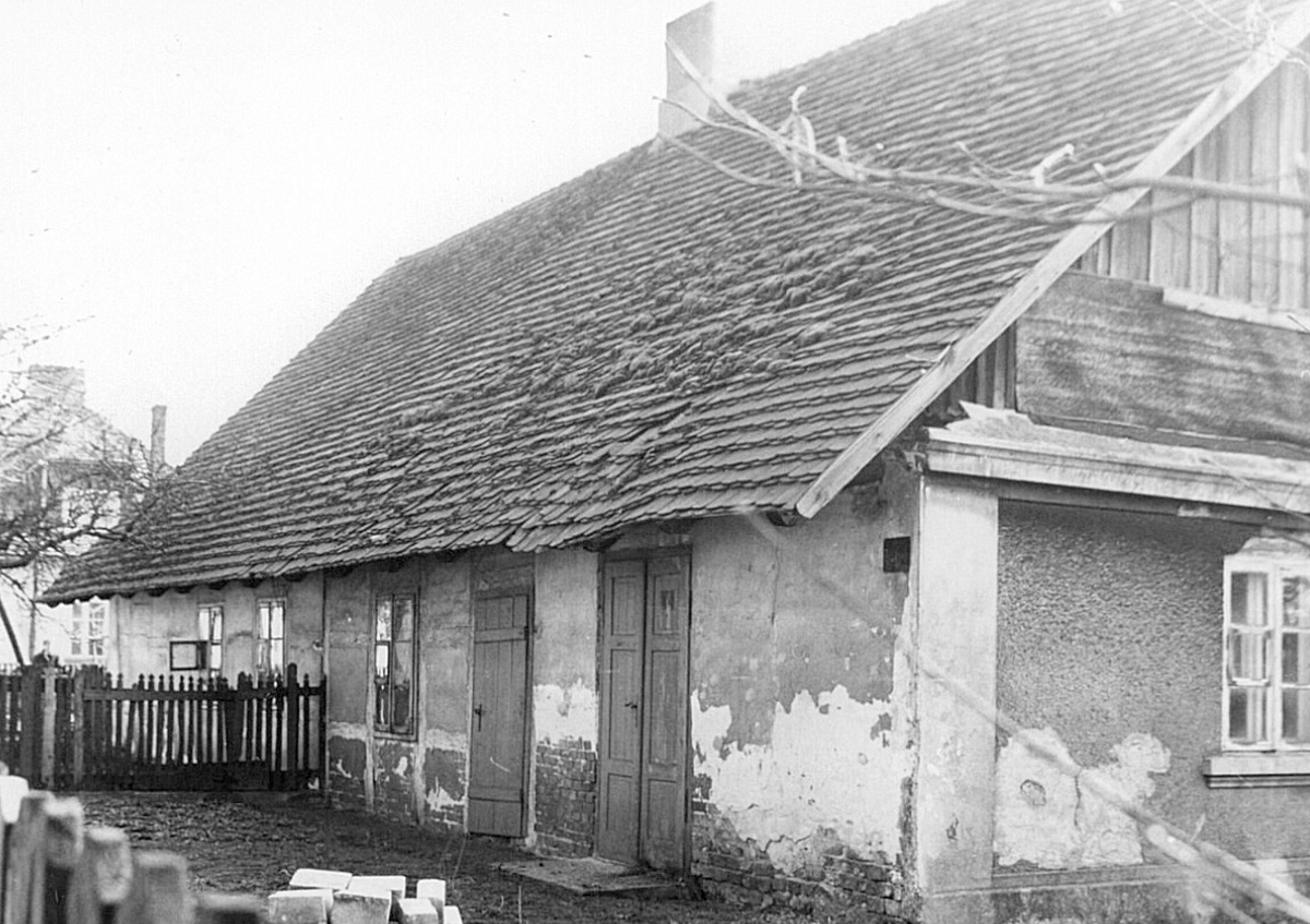 budynek mur pruski 1990 2